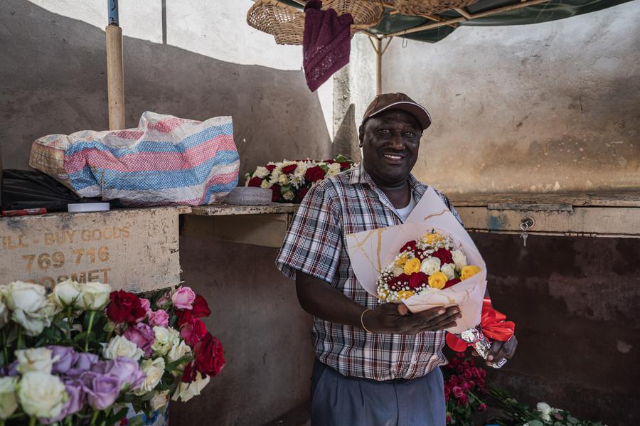 เคนยาส่งออก 'ดอกไม้' หนุนการค้าข้ามแดนจีน-แอฟริกา