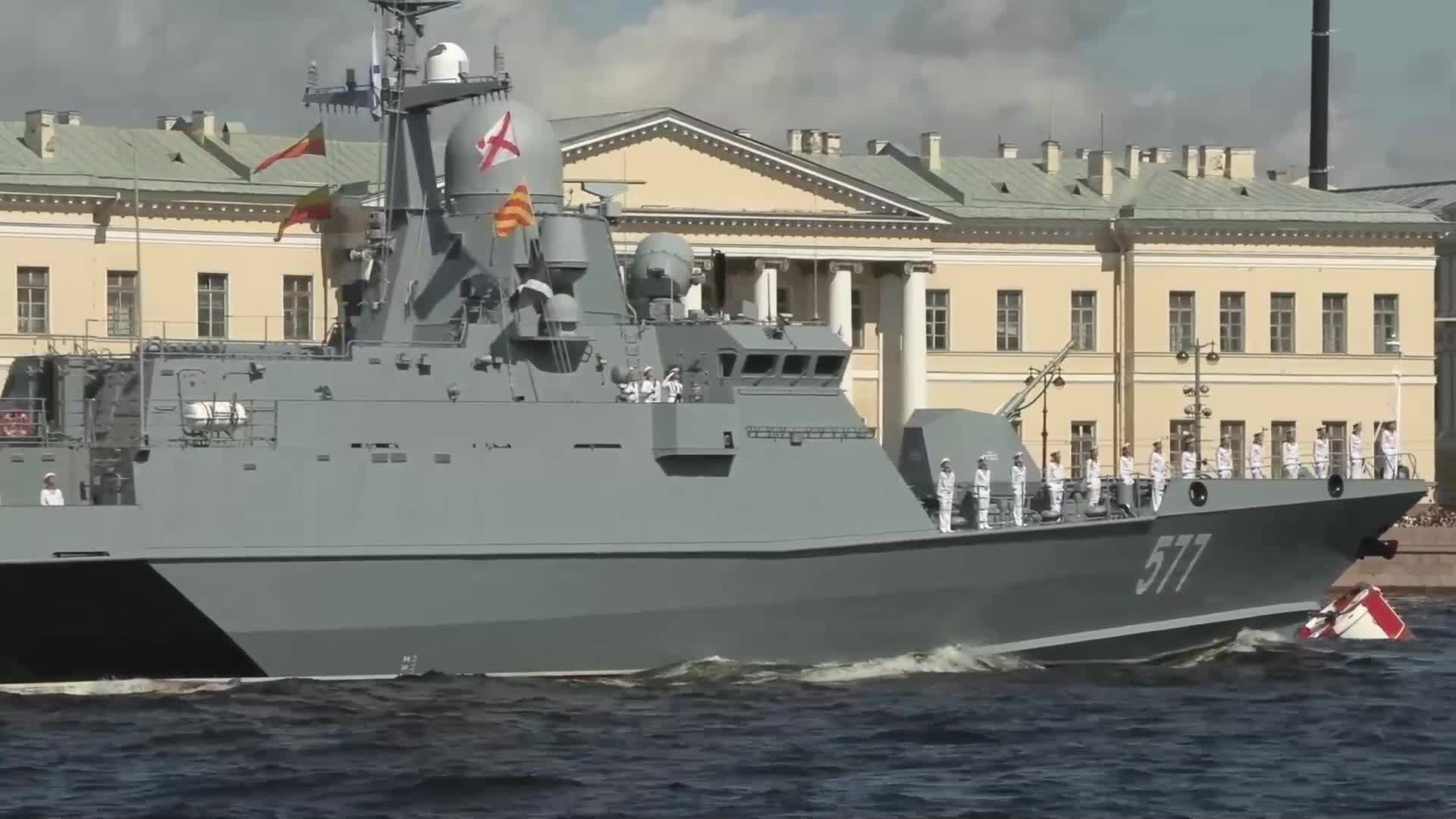 ปูตินเผยทัพเรือรัสเซียเตรียมรับ 'เรือใหม่' รวม 30 ลำ