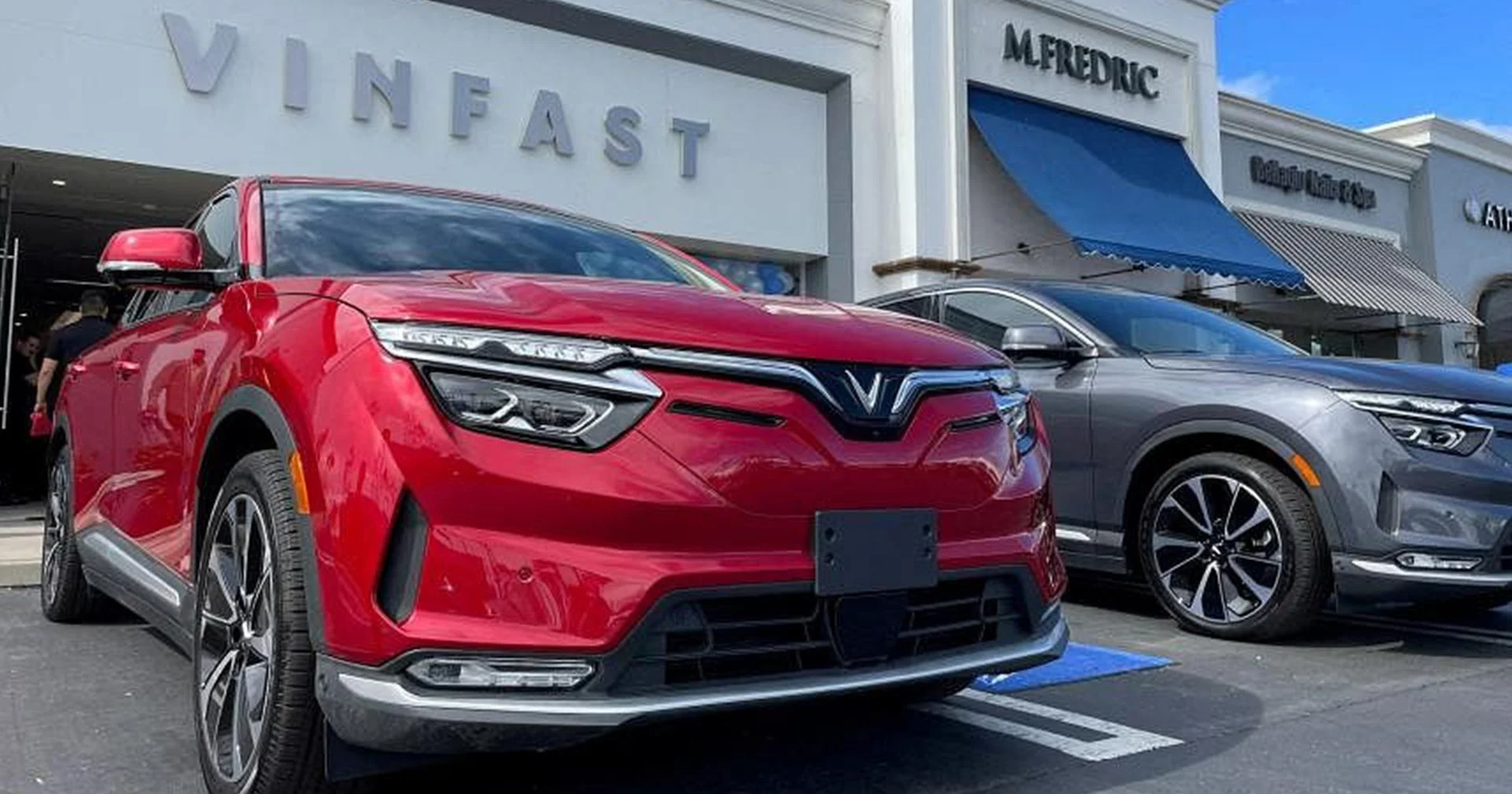 เจ้าของ VinFast รถ EV เวียดนาม รวยขึ้น 1.4 ล้านล้านบาทในวันเดียว หลังเข้าตลาดหุ้น Nasdaq
