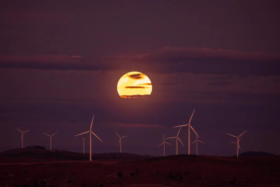 'จันทร์เต็มดวง' พราวแสงเหนือท้องฟ้าในออสเตรเลีย