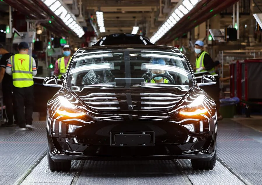 โรงงานกิกะแฟคทอรี 'เทสลา' ในเซี่ยงไฮ้ ผลิตรถยนต์คันที่ 2 ล้าน