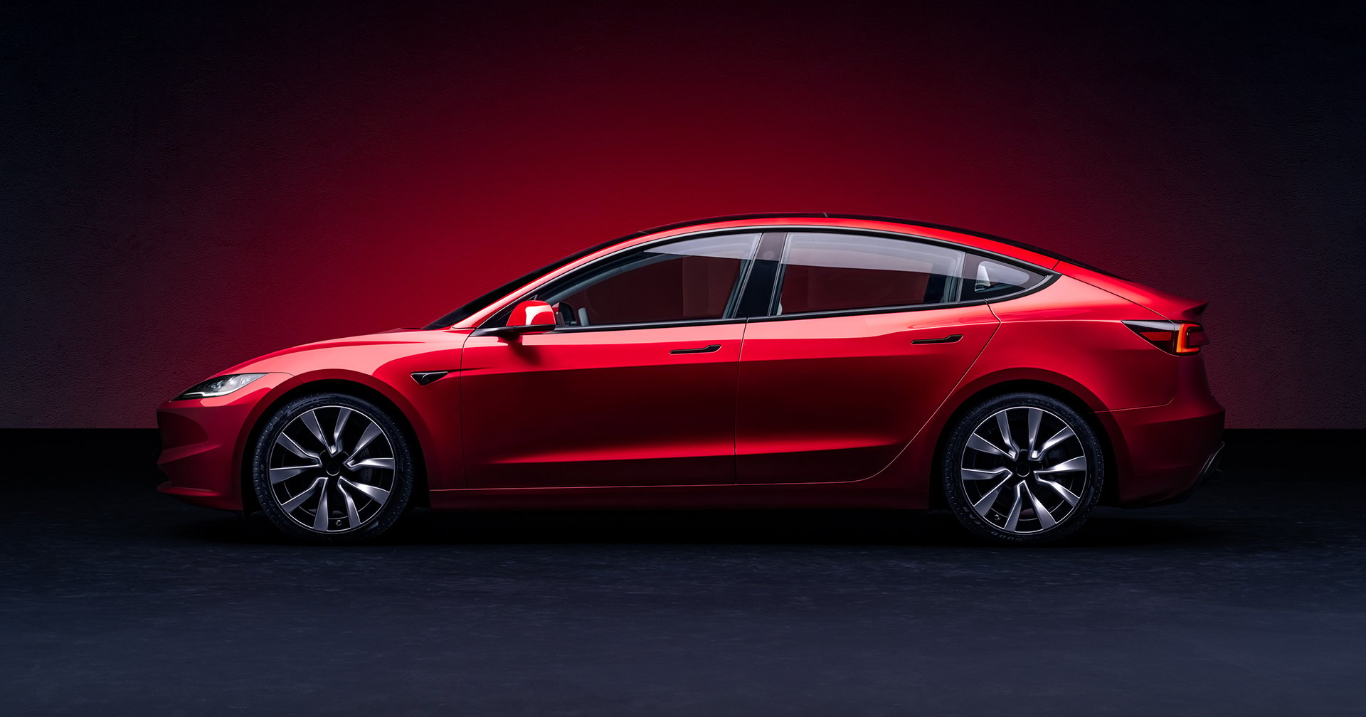 Tesla Model 3 อัปเกรดใหม่ 2 รุ่น สู้ตลาดซีดานไฟฟ้า เริ่มต้น 1.599 ล้านบาท