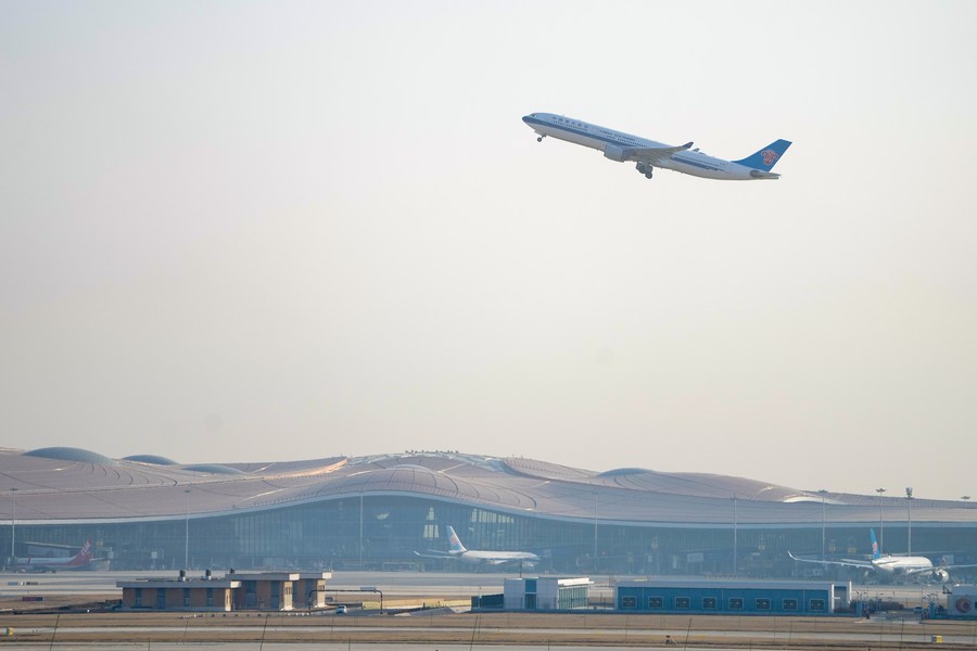 จีนคาดยอดโดยสารเครื่องบิน 'มหกรรมเดินทางตรุษจีน' แตะ 80 ล้านครั้ง