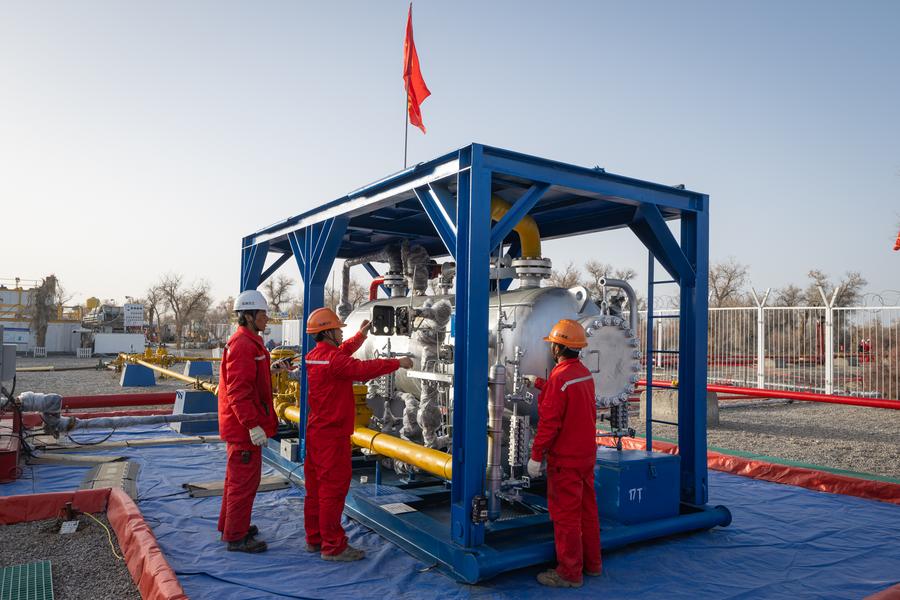 บริษัทจีนขุดเจาะ 'บ่อน้ำมัน-ก๊าซ' บนชายฝั่งลึกสุดในเอเชียเสร็จสิ้น