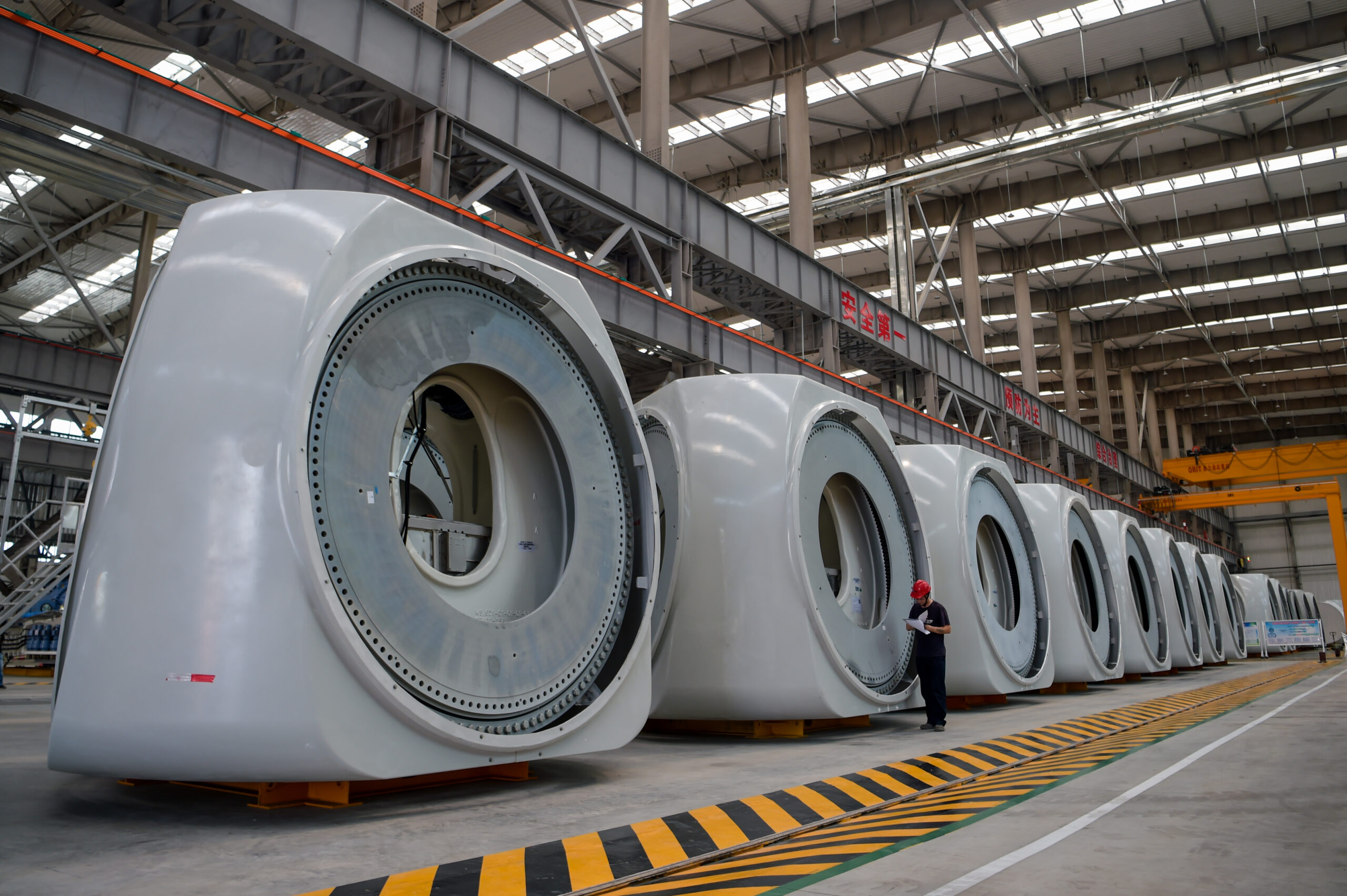 'ฐานพลังงานลมบนบก' ใหญ่สุดของจีน เดินเครื่องการผลิตเต็มกำลัง