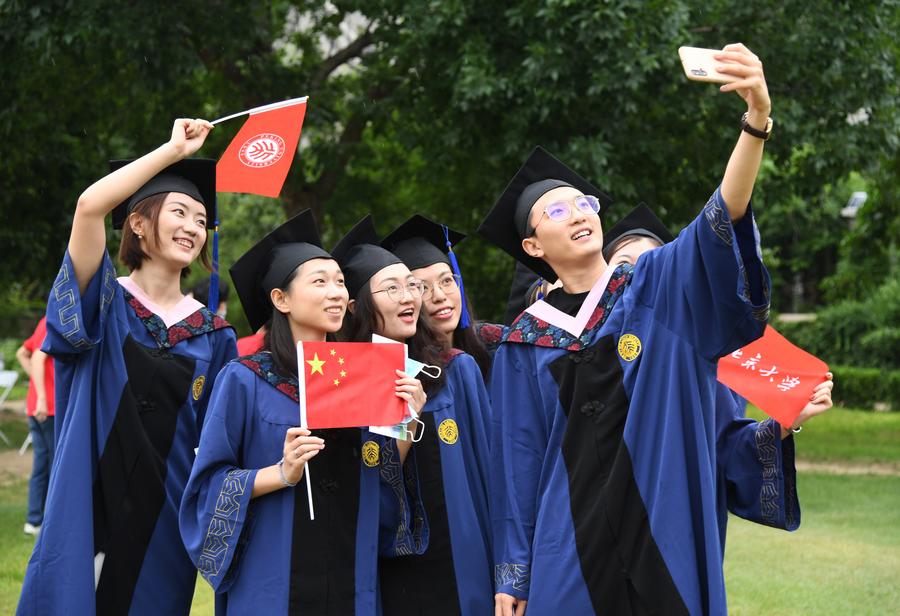 บัณฑิตระดับสูงกว่า ป.ตรี ของจีน 56.4% มีปริญญาวิชาชีพ