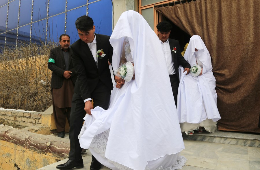Asia Album : อัฟกานิสถานจัดพิธี 'สมรสหมู่' ช่วยคู่รักรายได้น้อยลดรายจ่าย