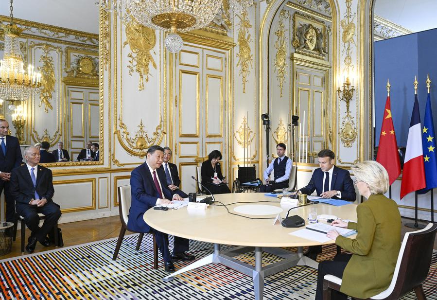 สีจิ้นผิงร่วมประชุมไตรภาคี 'จีน-ฝรั่งเศส-สหภาพยุโรป' ในปารีส