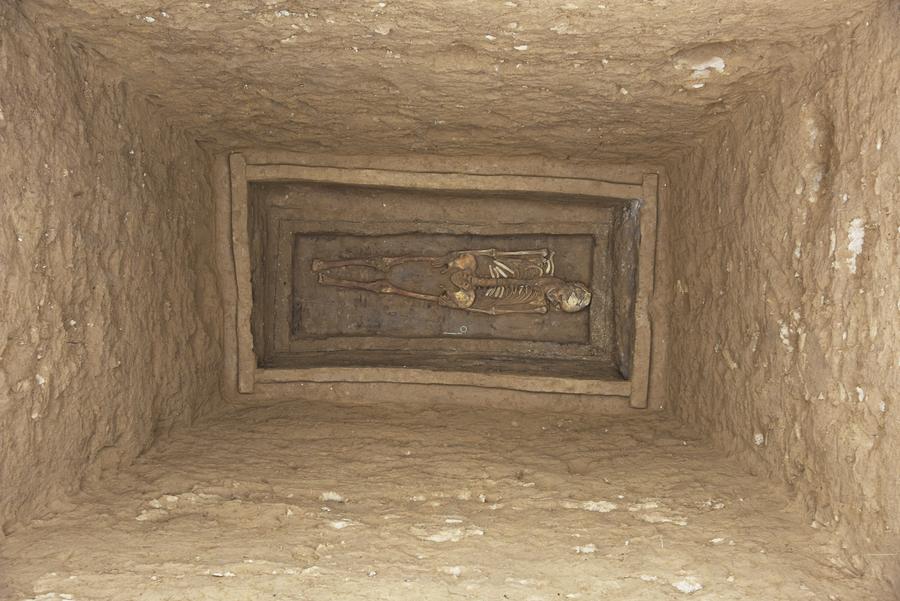 จีนพบ 'หลุมศพ' อายุ 2,000 ปี รวม 445 หลุม