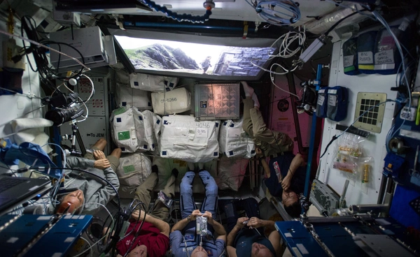 นักบินอวกาศบนสถานีอวกาศ ISS ร่วมฉลอง “May the 4th” รับชม Star Wars บนอวกาศ