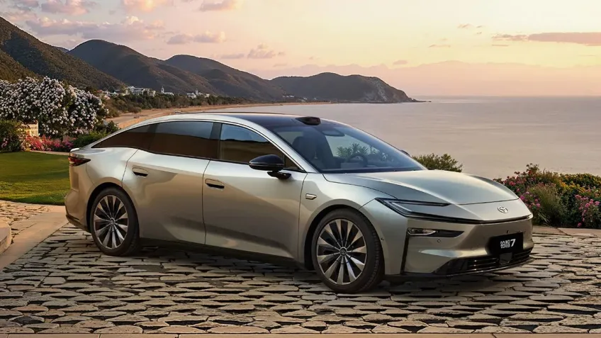Toyota หักมุมสู่ตลาด EV จีน เปิดตัว bZ7 จับมือ Huawei และ Xiaomi ร่วมพัฒนา
