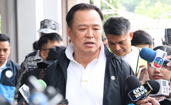 อนุทินเปิด 8 มาตรการฟื้นฟูผู้ประสบภัยใต้ เร่งชีวิต–เศรษฐกิจกลับมาขยับ อนุทินเปิด 8 มาตรการฟื้นฟูผู้ประสบภัยใต้ เร่งชีวิต–เศรษฐกิจกลับมาขยับ