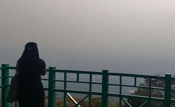 เชียงใหม่อ่วม! จมฝุ่นพิษ PM2.5 มองเห็นตัวเมืองเลือนราง เชียงใหม่อ่วม! จมฝุ่นพิษ PM2.5 มองเห็นตัวเมืองเลือนราง