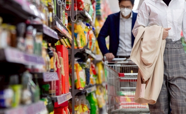 พาณิชย์ แจงรอทำประชาพิจารณ์ 7–15 วัน ก่อนสรุปเพิ่ม 7 สินค้าควบคุม พาณิชย์ แจงรอทำประชาพิจารณ์ 7–15 วัน ก่อนสรุปเพิ่ม 7 สินค้าควบคุม