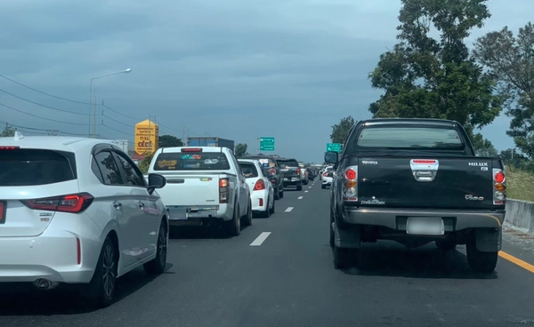 วิกฤตน้ำมัน! โพลชี้คนไทยอ่วม สงกรานต์งดรื่นเริง-เดินทางไกล