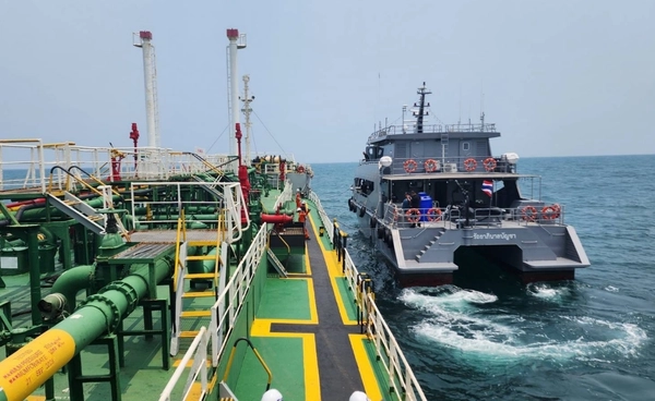 เปิดแผน "2 เรือน้ำมันไทย" ประวิงเวลาส่งน้ำมันช้า ฟาดกำไรข้ามคืน 48 ล้านบาท