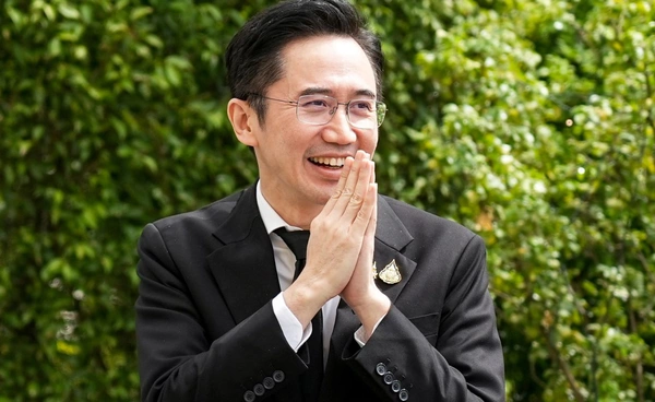 ปมมหาวิทยาลัยเอื้อจีนเทา "ยศชนัน" สั่งด่วน รับนักศึกษาจีนในไทย พบผิดดำเนินคดีทันที ปมมหาวิทยาลัยเอื้อจีนเทา "ยศชนัน" สั่งด่วน รับนักศึกษาจีนในไทย พบผิดดำเนินคดีทันที