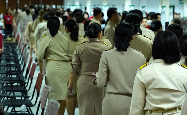 ล้วงลึกปมโกงสอบท้องถิ่น ใครเอี่ยวต้องรับผิด รัฐบาลเดินหน้าคืนความเป็นธรรม ล้วงลึกปมโกงสอบท้องถิ่น ใครเอี่ยวต้องรับผิด รัฐบาลเดินหน้าคืนความเป็นธรรม
