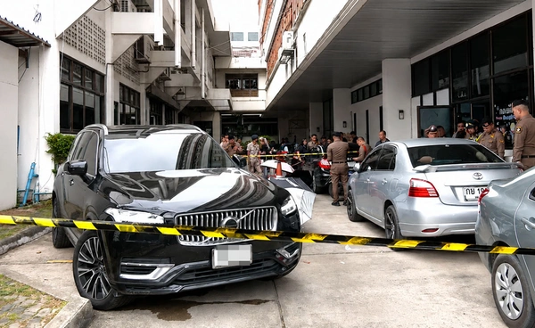 นนทบุรี จ่อสั่งยกระดับมาตรการ ตั้งด่าน-ตรวจอาวุธ หลังเกิดเหตุยิงซ้ำซาก นนทบุรี จ่อสั่งยกระดับมาตรการ ตั้งด่าน-ตรวจอาวุธ หลังเกิดเหตุยิงซ้ำซาก
