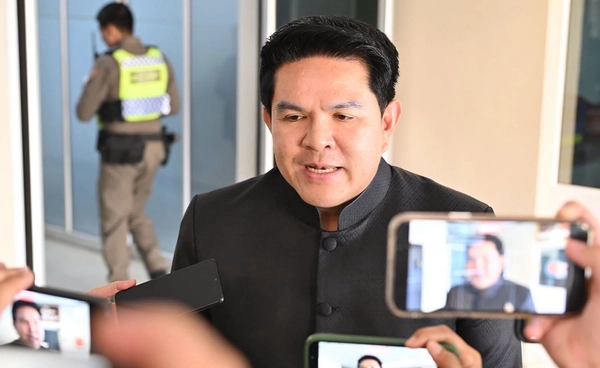 “สุรศักดิ์” ย้ำเพิกถอนวีซ่าต่างชาติทำผิดกม.  ป่วนแหล่งท่องเที่ยว