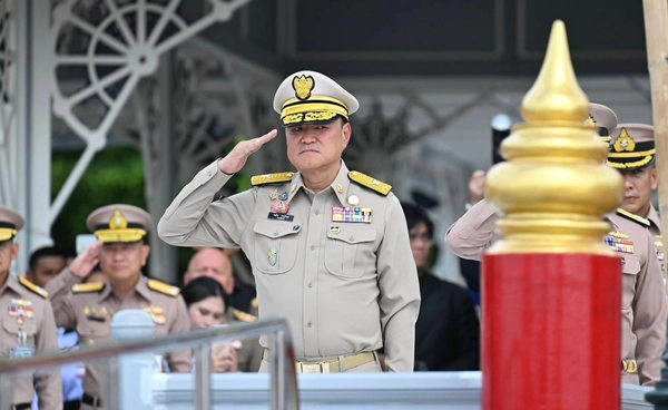 นายกฯ เผยขบวนพยุหยาตราทางชลมารค มีความเรียบร้อย-สมบูรณ์แบบ