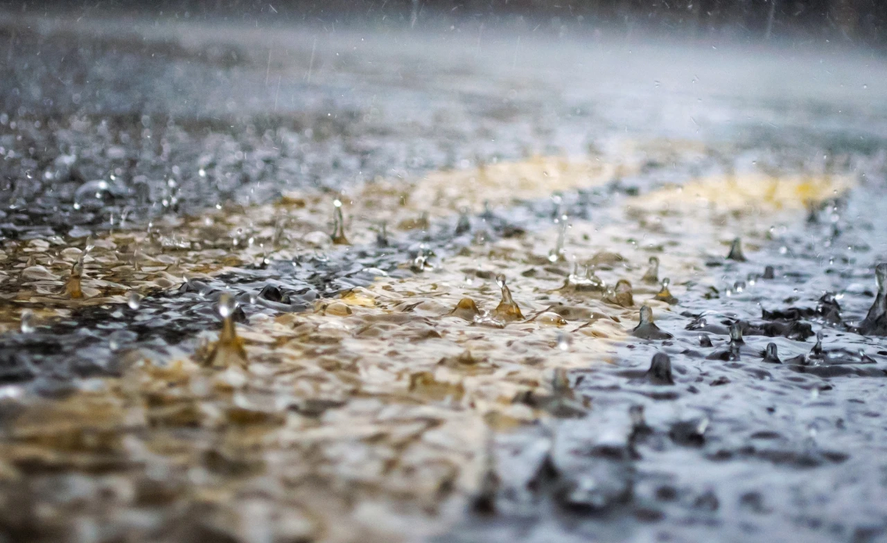 ไต้ฝุ่น "ตู้เจวียน" เข้าใกล้กรุงโตเกียว เตือนฝนตกหนัก เสี่ยงดินถล่ม