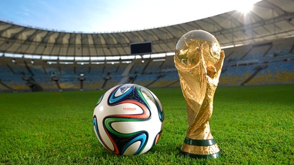 อาดิดาส เผยโฉม บาซูก้า ลูกฟุตบอลใช้แข่งขันบอลโลก 2014