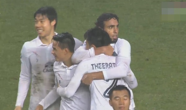 ได้เฮทดเจ็บ!! บุรีรัมย์ บุกเชือด กว่างโจว 2-1 ขึ้นจ่าฝูง AFC ได้เฮทดเจ็บ!! บุรีรัมย์ บุกเชือด กว่างโจว 2-1 ขึ้นจ่าฝูง AFC