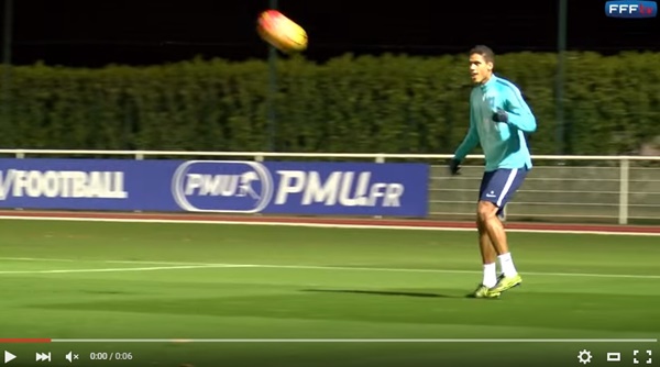 เด็กซีดาน!! วารานโชว์จับบอล แบบไม่ธรรมดา ในแคมป์ซ้อมทีมชาติ (มีคลิป) เด็กซีดาน!! วารานโชว์จับบอล แบบไม่ธรรมดา ในแคมป์ซ้อมทีมชาติ (มีคลิป)