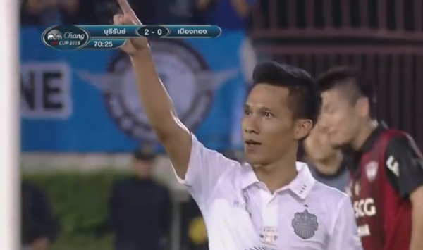 จักรพันธ์ปั่นโค้ง ซัดประตูทีมเก่าสุดสวย เกมบุรีรัมย์พิชิตเมืองทอง ครองแชมป์เอฟเอคัพ (มีคลิป)