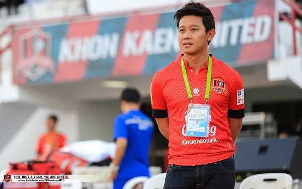 ไสว่าสิบ่ทิ่มกัน!! แฟนบอลไทยสงสัย ผจก. ทีมชาติไทย ชุดยู-23 ที่บังยีเคยแต่งตั้ง หายไปไหน