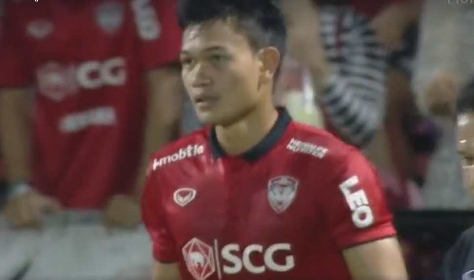 หยุดสถิติคาบ้าน!! AK9 เบิ้ลสองดอก กิเลนต้อนกูปรีขาดลอย 4-0 (มีคลิป)