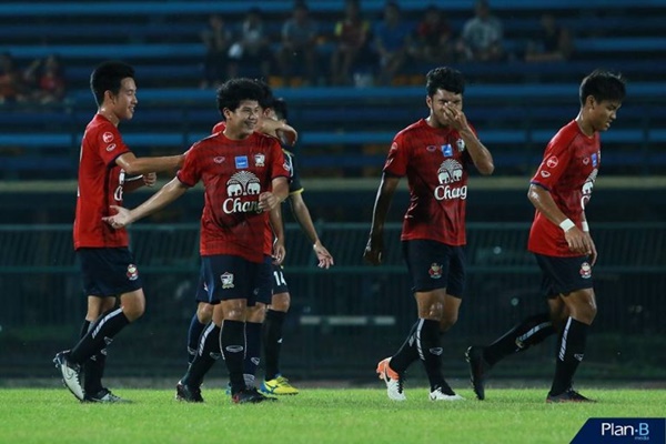 สุดโหด!! ยู-19 ทีมชาติไทย อุ่นเครื่อง ถล่มทีมจากดิวิชั่น3 10-0, อานนท์ ซัดเบิ้ล