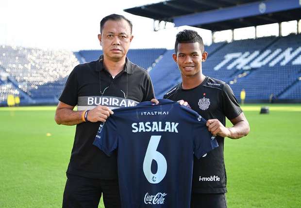 รวดเร็ว!! บุรีรัมย์ ยืมตัว ศศลักษณ์ กลับมาช่วยบ้านเกิด