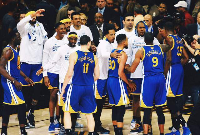 เว็บสล็อตวอเลท วอร์ริเออร์ส เชือดนิ่ม คาวาเลียร์ส จ่อแชมป์ NBA