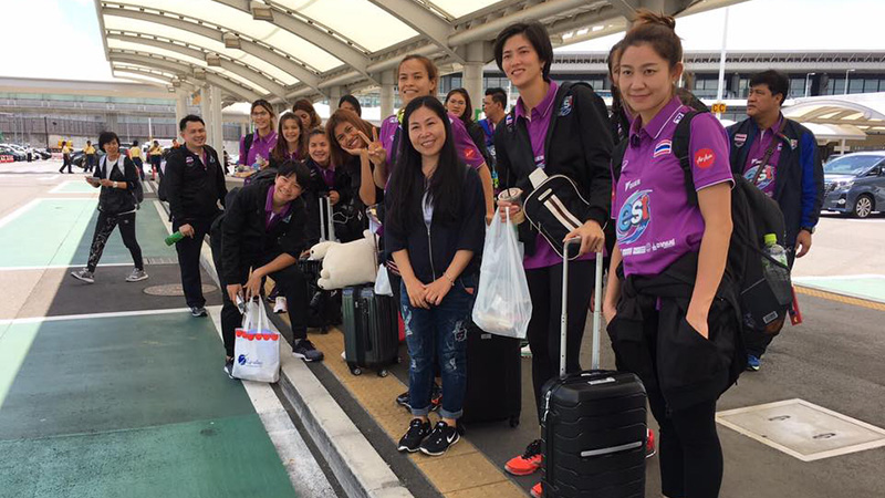 นักตบสาว ทีมชาติไทยเดินทางถึงญี่ปุ่น พร้อมสู้ศึกสัปดาห์ที่ 2