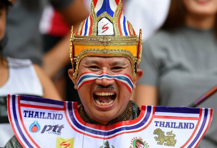 ตัวแทนคนไทย! ฟีฟ่า โพสต์ภาพ "ท้าวดักแด้" กองเชียร์ไทยใน ซีเกมส์ 2017