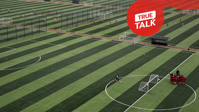 TRUE TALK : รู้จัก “เอเวอร์แกรนด์ ฟุตบอล สคูล” ศูนย์ฝึกลูกหนังมูลค่า 5,000 ล้านบาท ... by "อ.เอี่ยม"