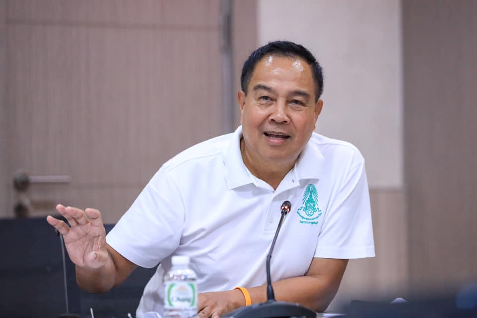 พล.ต.อ.สมยศ พุ่มพันธุ์ม่วง, ฟุตบอล, ฟุตบอลทีมชาติไทย, ช้างศึก
