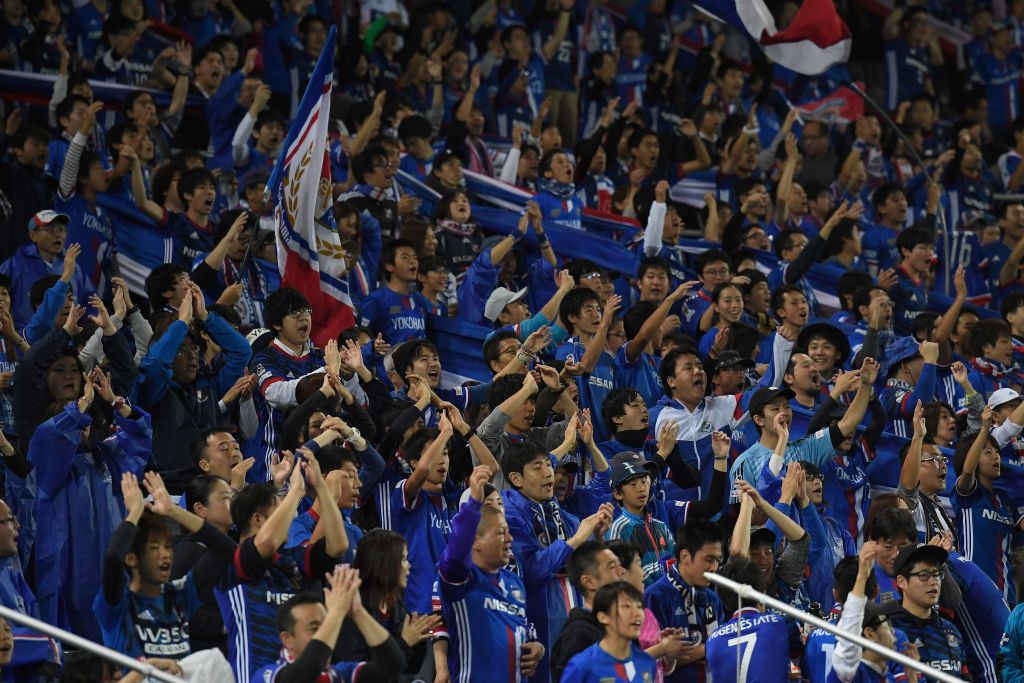 ธีราทร แชมป์เจลีก มารินอส