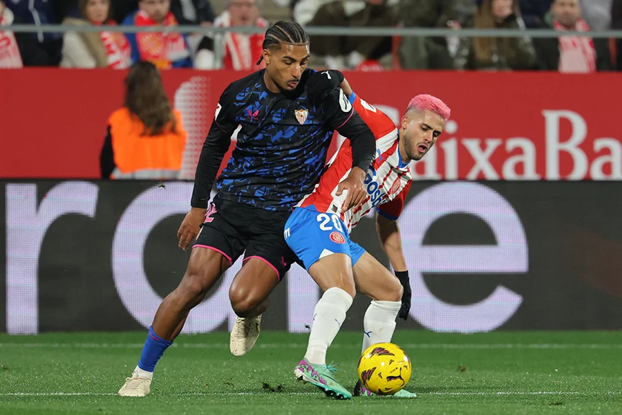 แฟนหงส์ว่าไง?! ลิเวอร์พูล วางตัว 'โลอิก บาเด' แทนที่ 'ฟาน ไดจ์ค'