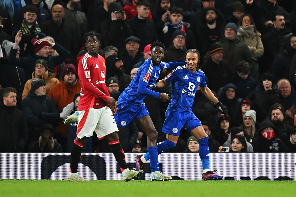 ไฮไลท์บอลเมื่อคืน แมนยู พบ เลสเตอร์ : ผลบอล 2-1