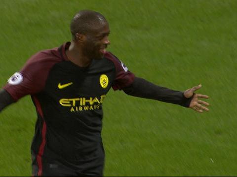 Goal Y Toure Crystal Palace 1 - 2 Manchester City