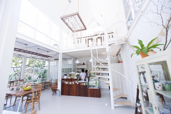 ร้านกาแฟในสวน