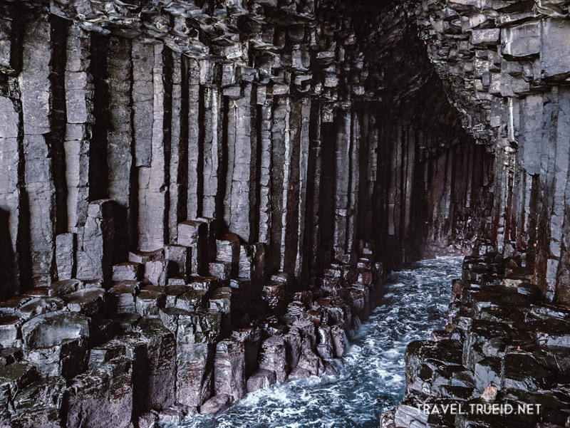 17 Fingal’s Cave