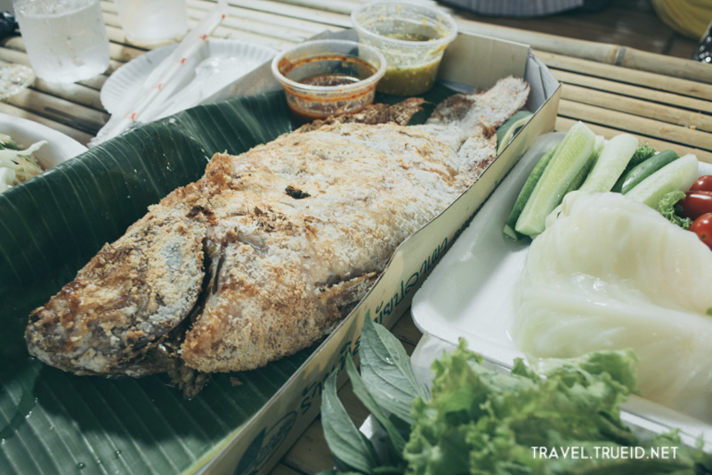 Khlong Lat Mayom Floating Market