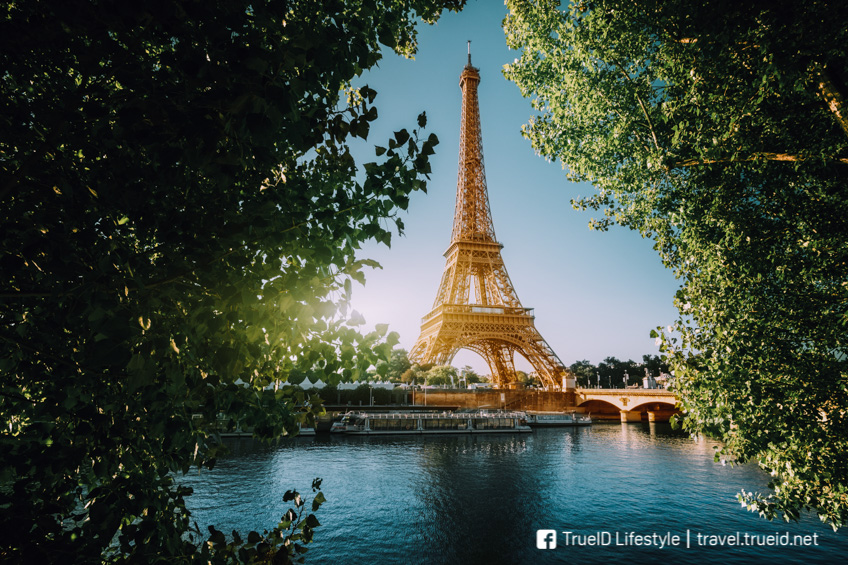 Eiffel Tower ปารีส