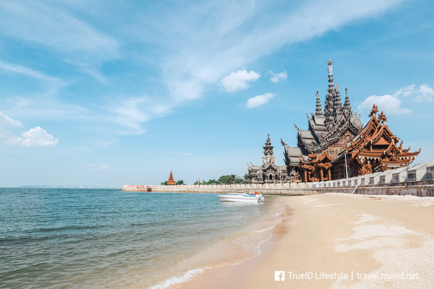 ปราสาทสัจธรรม ที่เที่ยวพัทยา