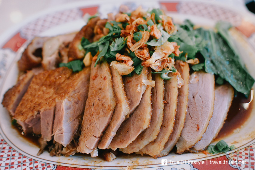 à¹€à¸›à¹‡à¸”à¸•à¸¸à¹‹à¸™à¹€à¸ˆà¹‰à¸²à¸—à¹ˆà¸² à¸£à¹‰à¸²à¸™à¸­à¸²à¸«à¸²à¸£à¸•à¸¥à¸²à¸”à¸™à¹‰à¸­à¸¢