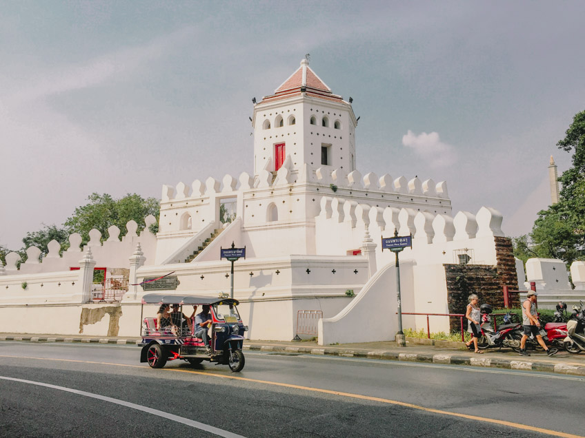 ท่าพระอาทิตย์ ท่าเตียน ที่เที่ยวปีใหม่กรุงเทพ